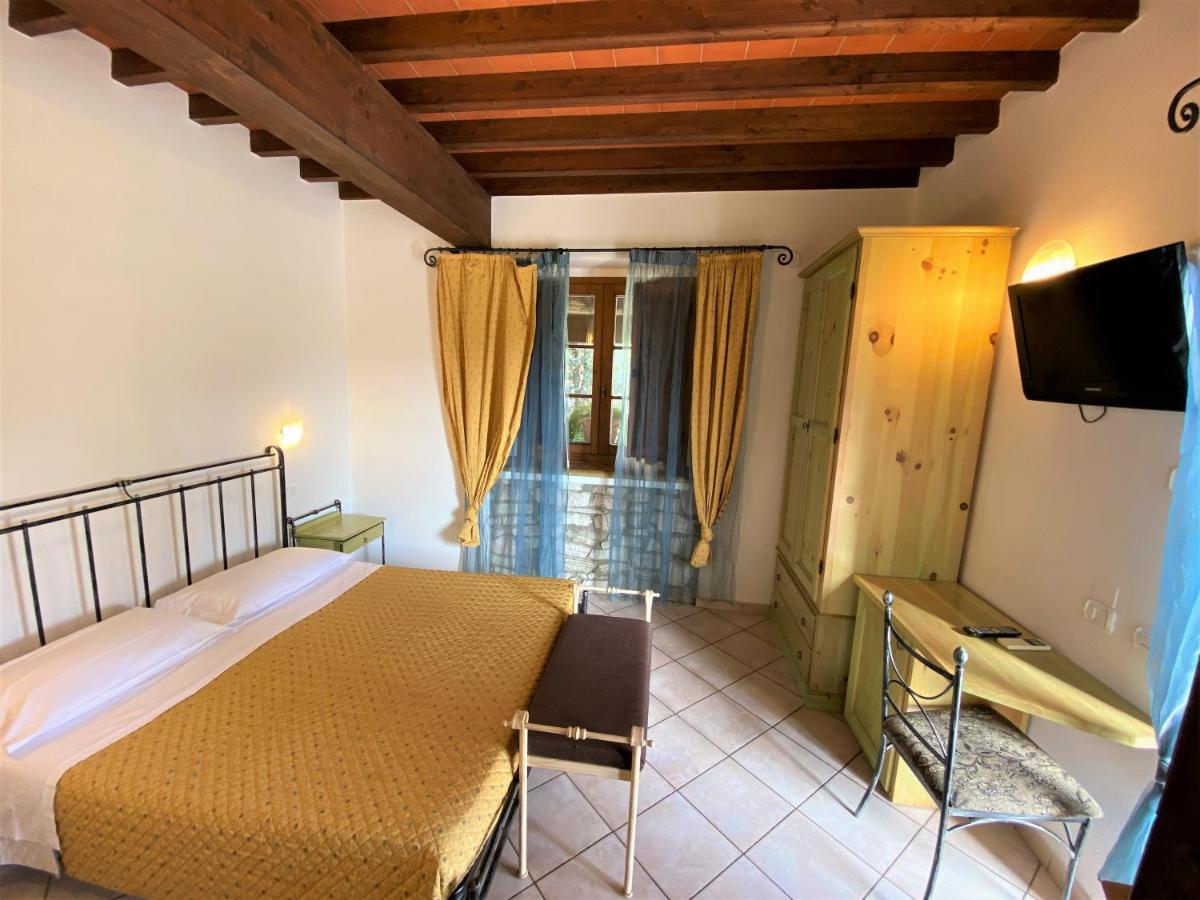 Tenuta La Lupa Castellina Marittima Exterior foto